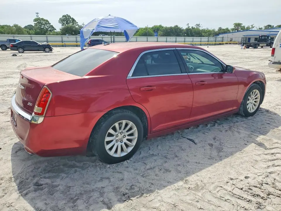 2013 CHRYSLER 300   