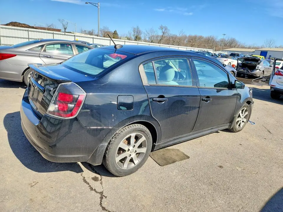 2011 NISSAN SENTRA 2.0  