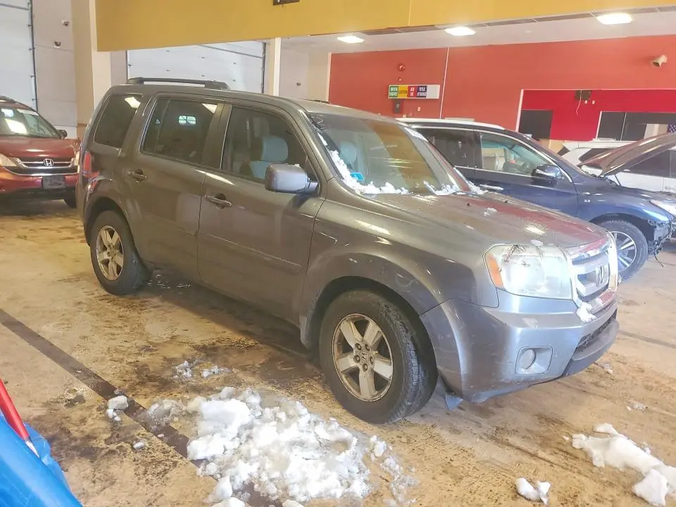 2010 HONDA PILOT EX  