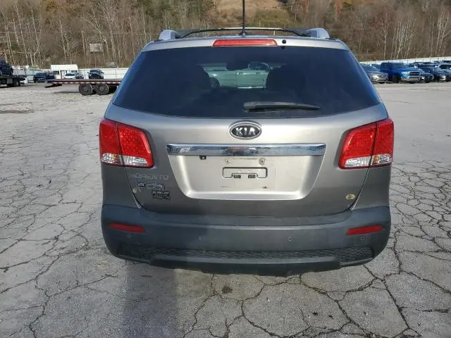2011 KIA SORENTO BASE  
