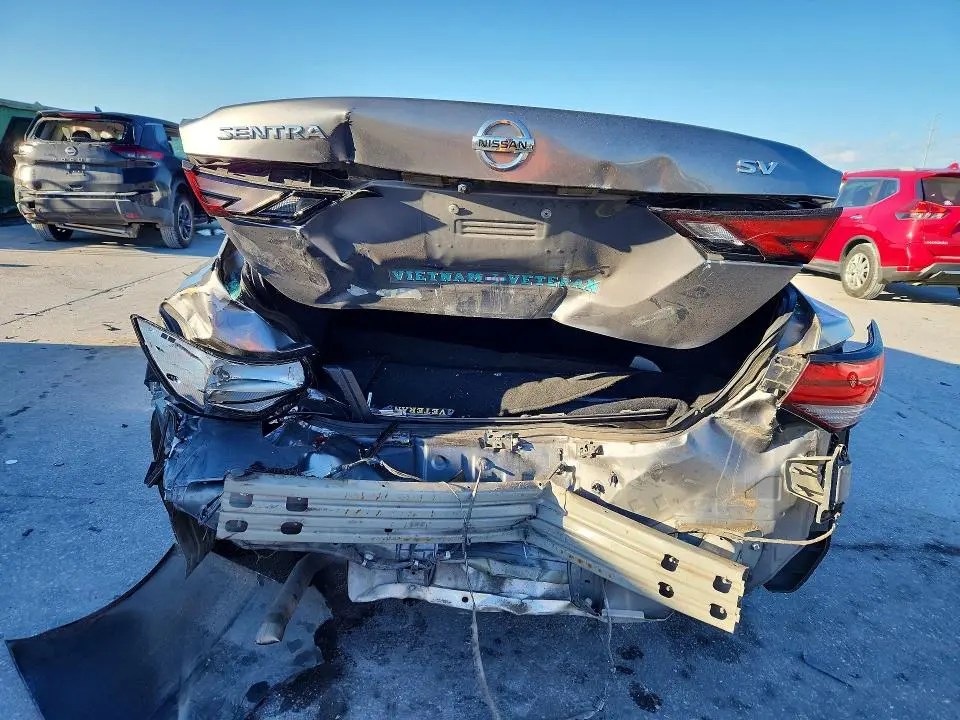 2021 NISSAN SENTRA SV  