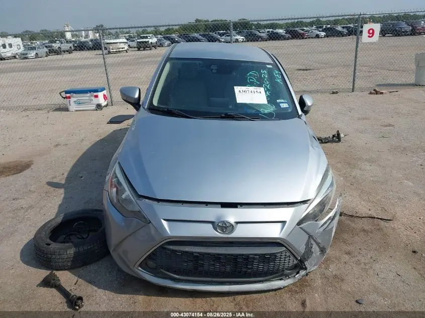 2019 TOYOTA YARIS LE