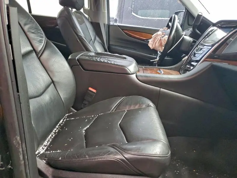 2016 CADILLAC ESCALADE ESV LUXURY  