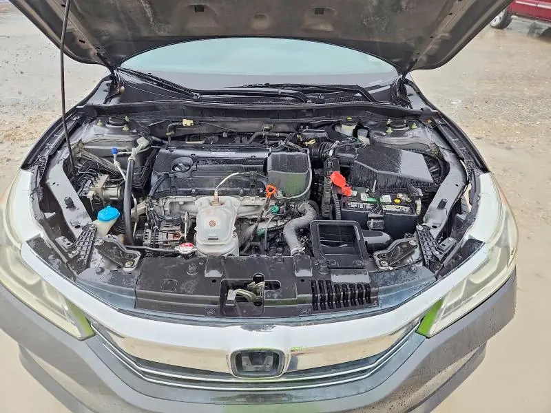 2017 HONDA ACCORD LX  