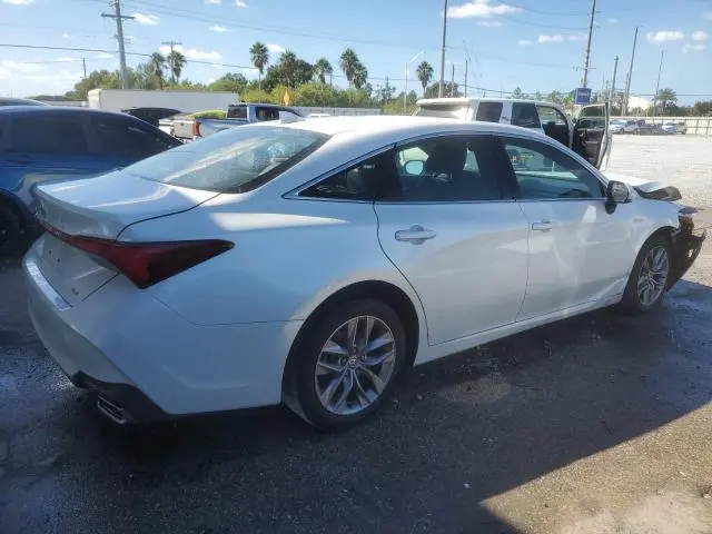 2021 TOYOTA AVALON XLE  