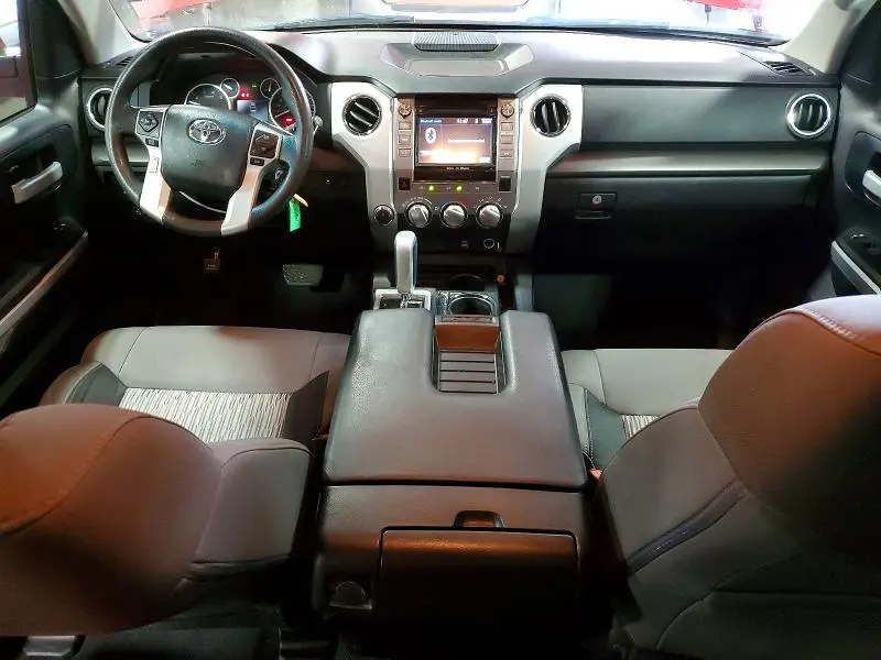 2014 TOYOTA TUNDRA SR5  