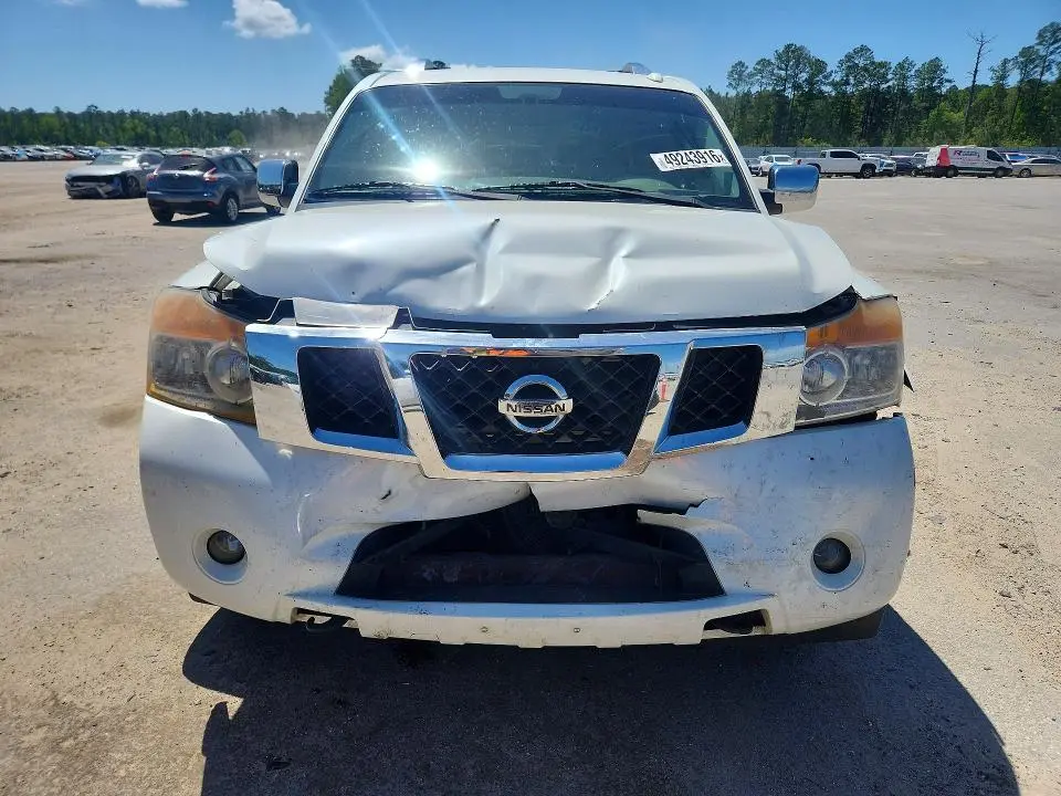 2015 NISSAN ARMADA SL  