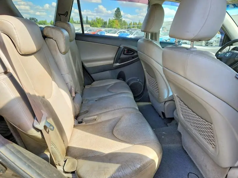2010 TOYOTA RAV4 LIMITED  