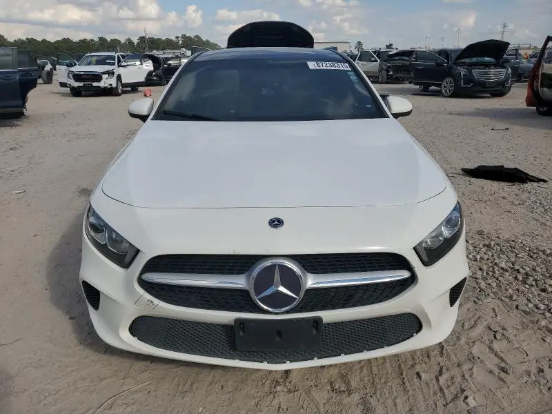 2021 MERCEDES-BENZ A 220  