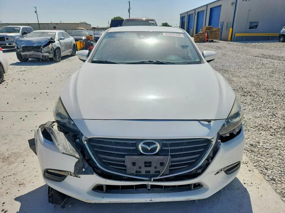 2017 MAZDA 3 TOURING  