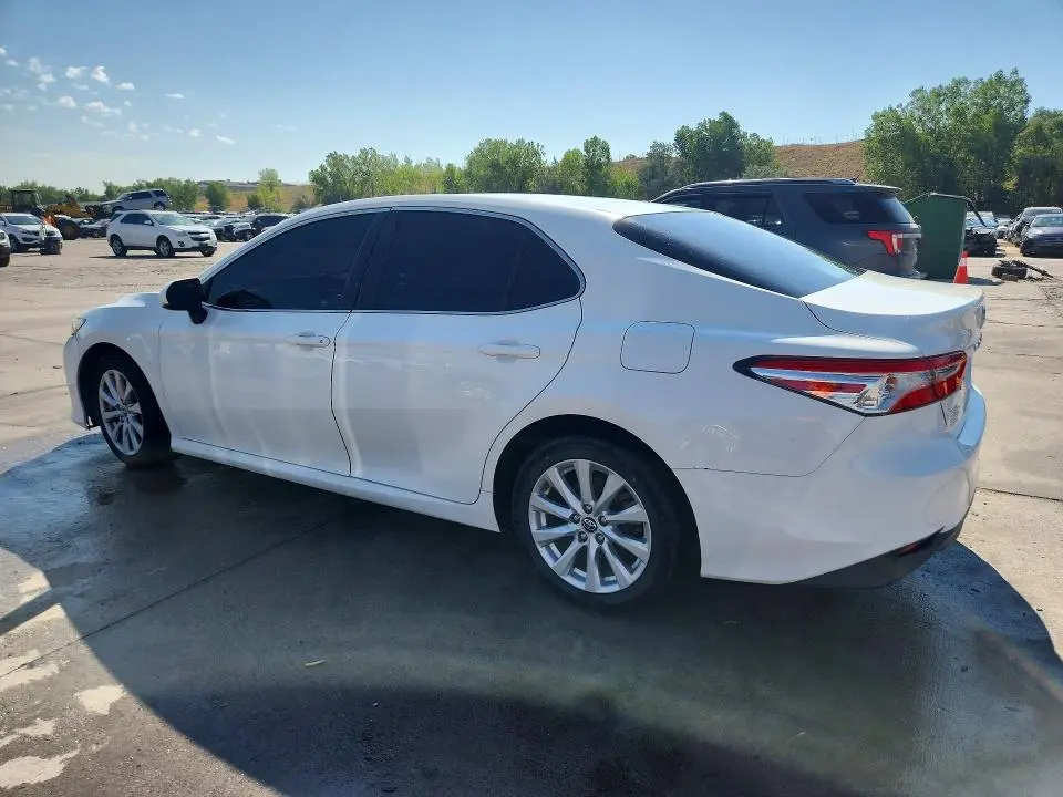 2018 TOYOTA CAMRY LE  