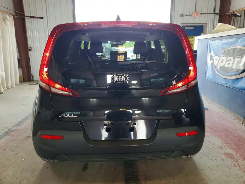 2020 KIA SOUL LX  