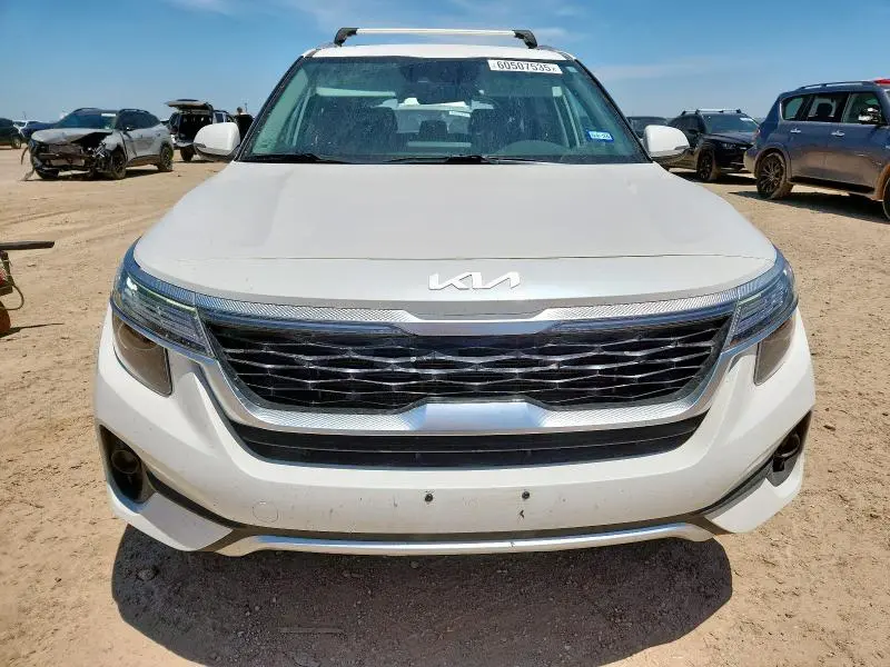 2023 KIA SELTOS S  