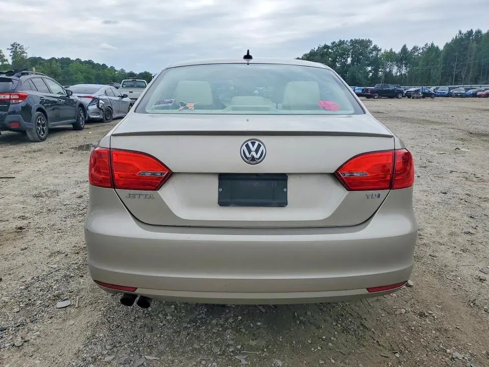 2014 VOLKSWAGEN JETTA TDI  
