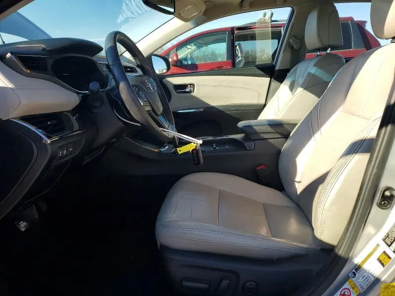 2016 TOYOTA AVALON XLE  