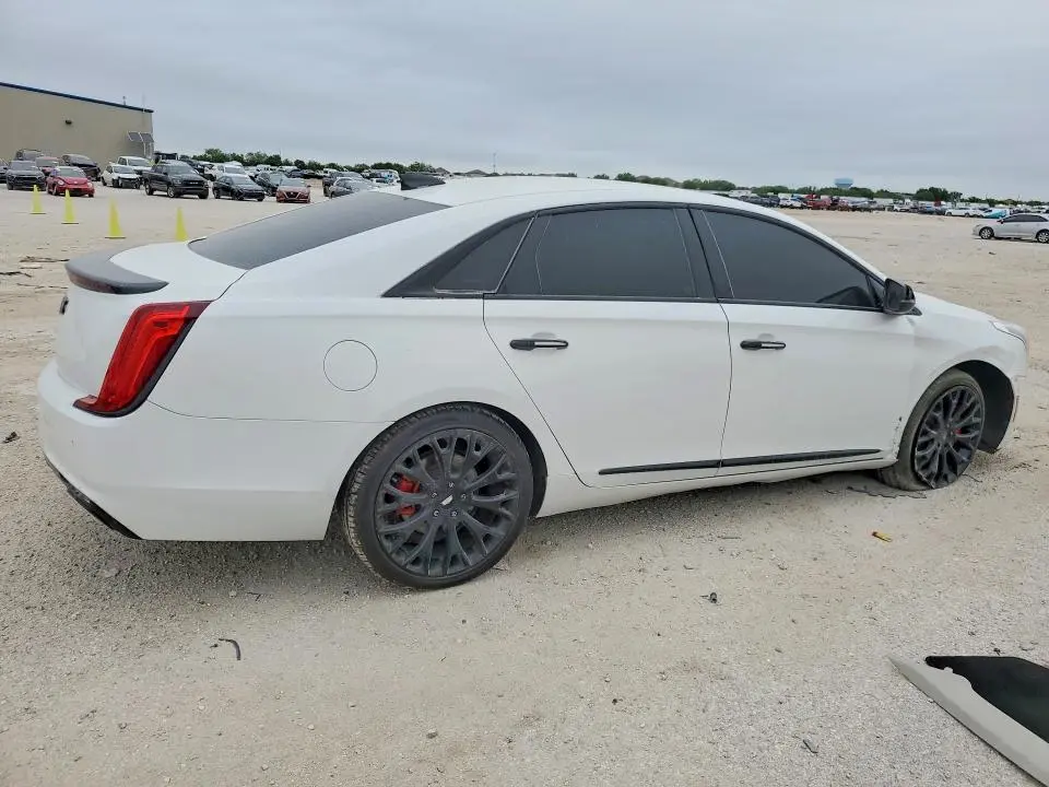 2018 CADILLAC XTS LUXURY  