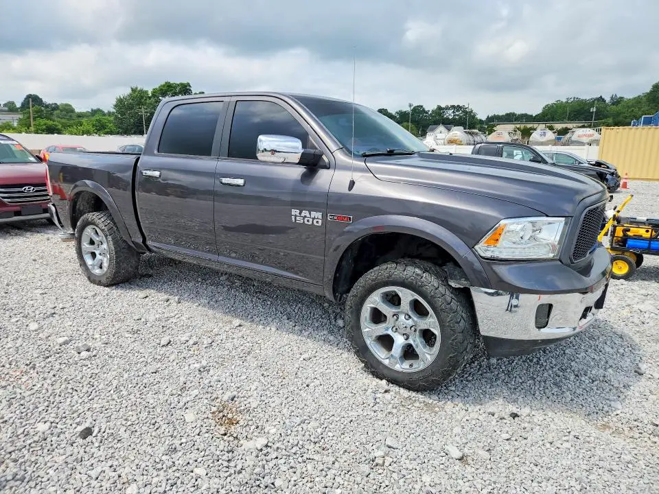 2016 RAM 1500 LARAMIE  