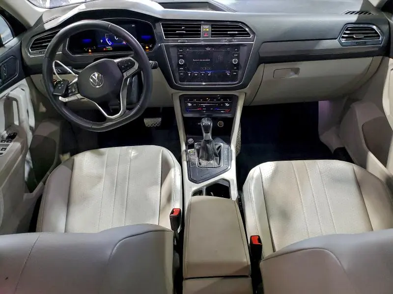 2022 VOLKSWAGEN TIGUAN SE  