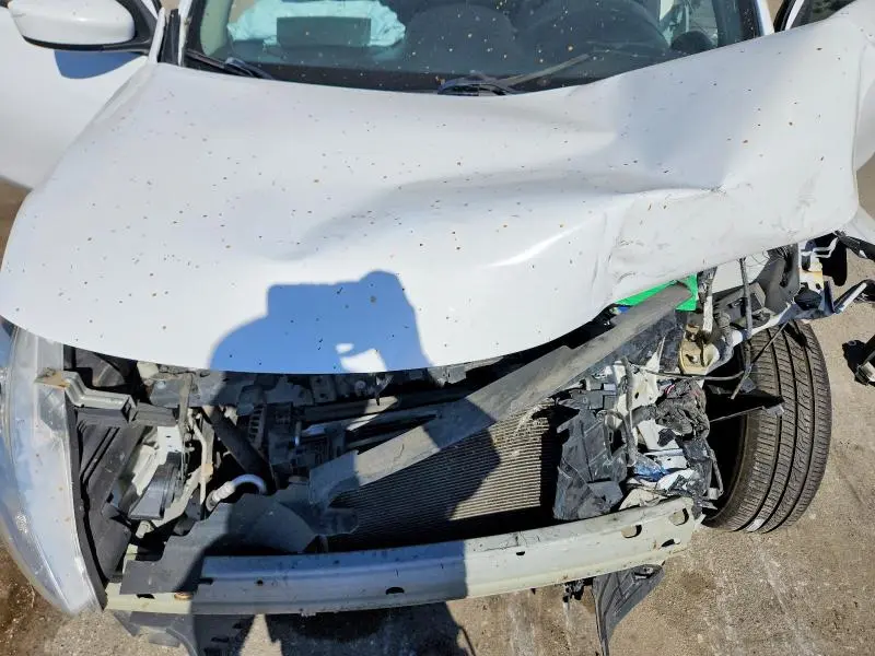2019 NISSAN VERSA SV  