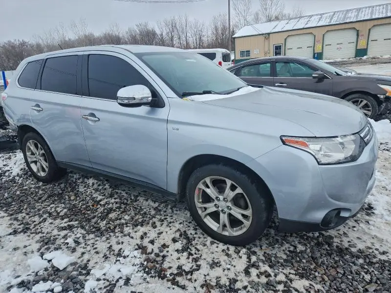 2014 MITSUBISHI OUTLANDER GT  