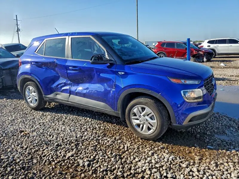 2025 HYUNDAI VENUE SE  