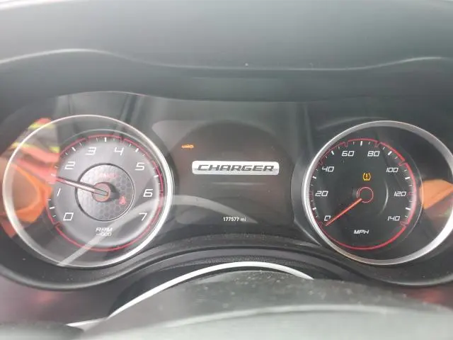 2016 DODGE CHARGER SE  