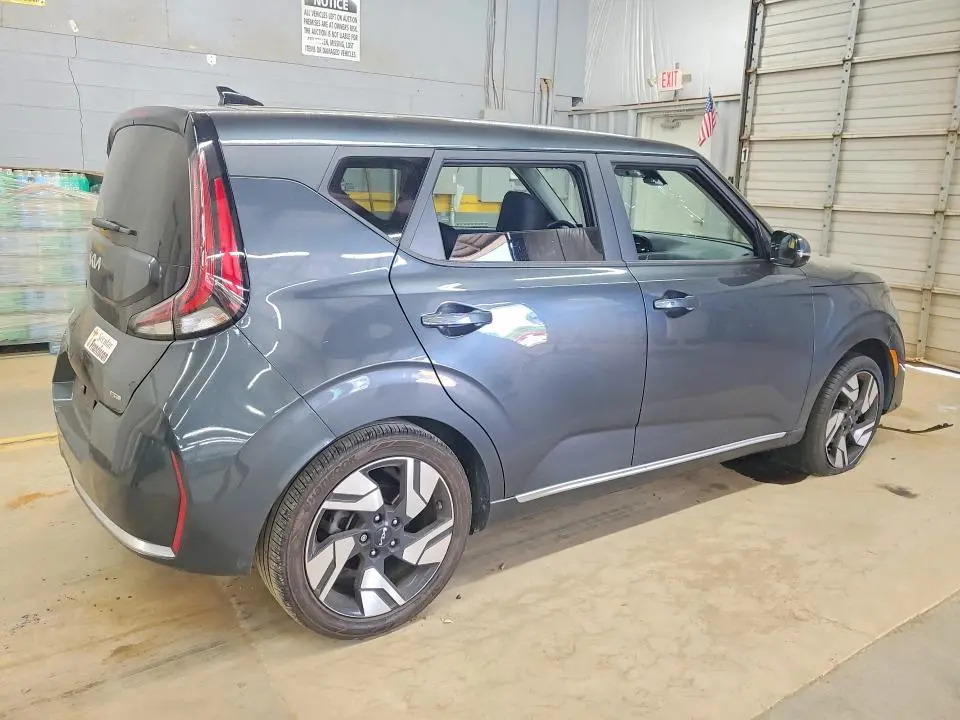 2025 KIA SOUL GT LINE  