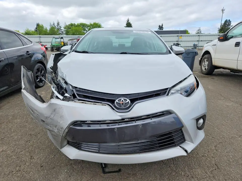 2016 TOYOTA COROLLA LE PLUS  
