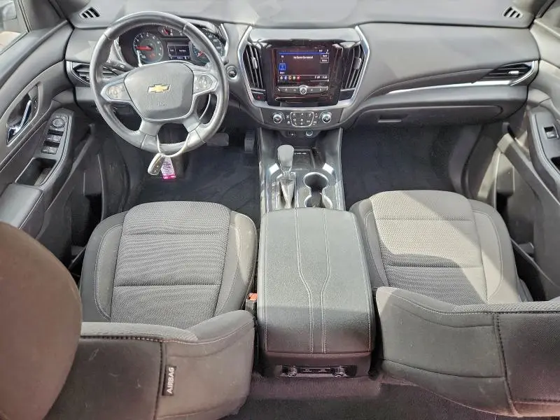2022 CHEVROLET TRAVERSE LT  