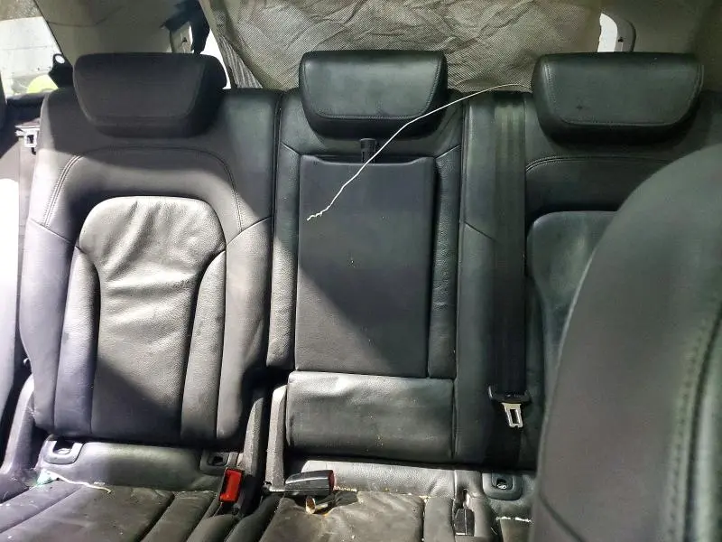 2010 AUDI Q5 PREMIUM PLUS  