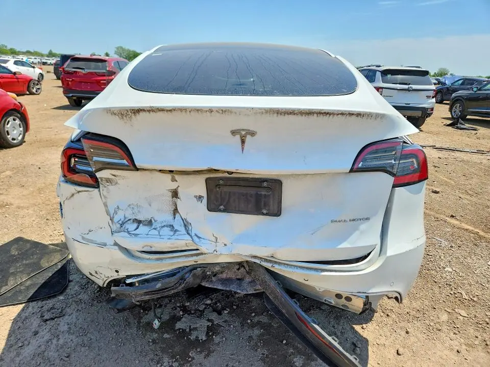 2021 TESLA MODEL Y   