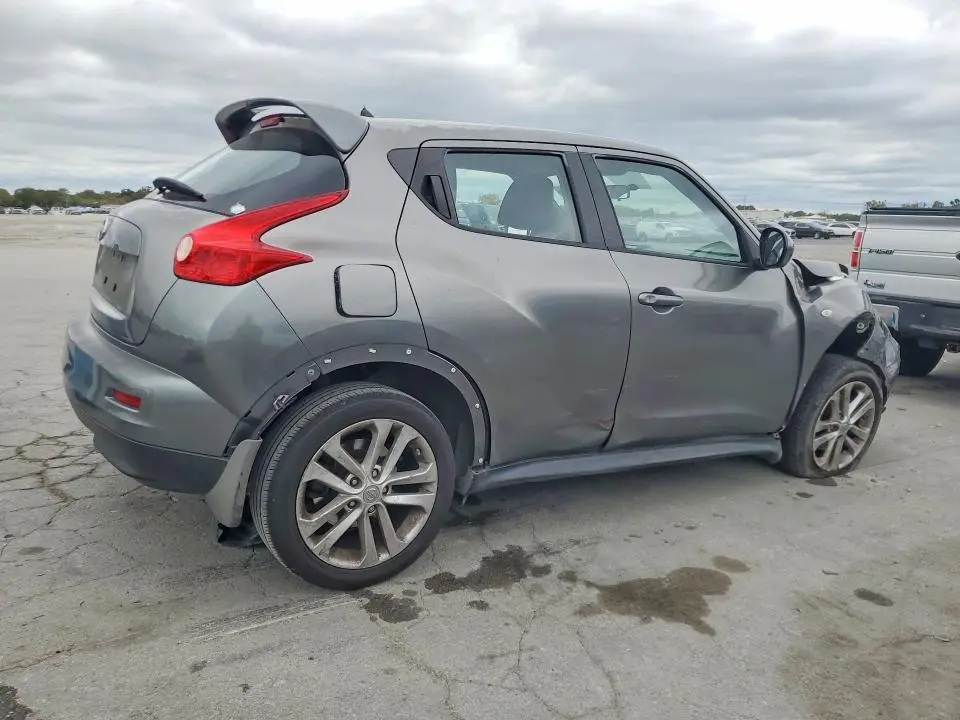 2011 NISSAN JUKE S  