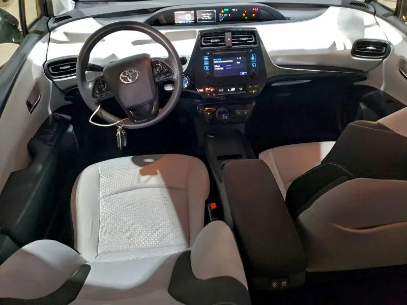 2019 TOYOTA PRIUS   