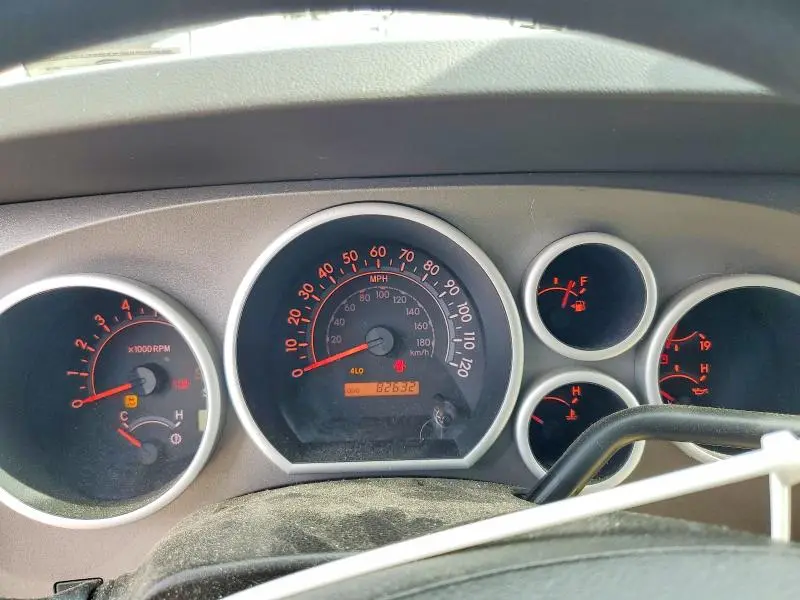 2011 TOYOTA TUNDRA DOUBLE CAB SR5  