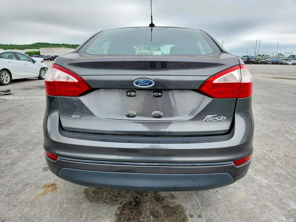 2016 FORD FIESTA SE  