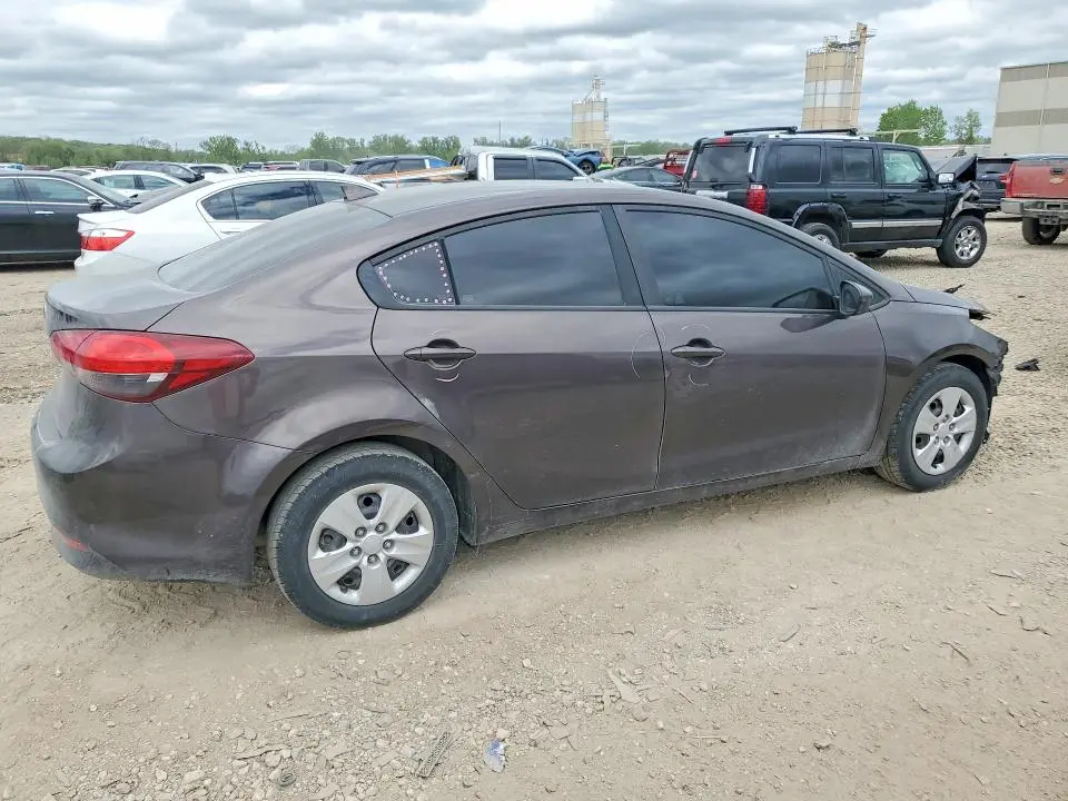 2018 KIA FORTE LX  