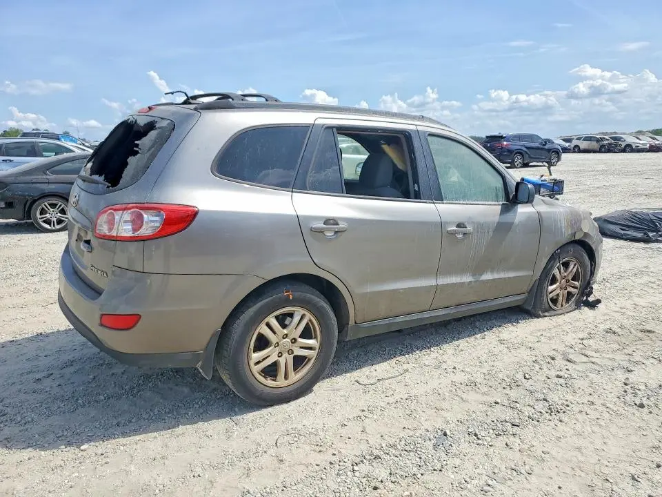 2011 HYUNDAI SANTA FE GLS  