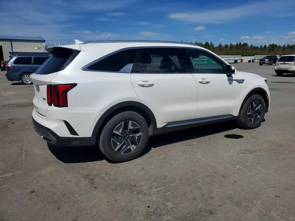 2022 KIA SORENTO S  