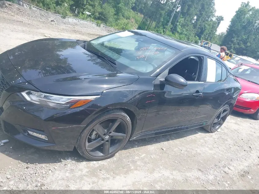 2022 NISSAN SENTRA SR XTRONIC CVT