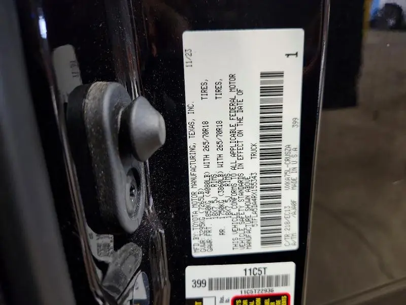 2024 TOYOTA TUNDRA SR5  
