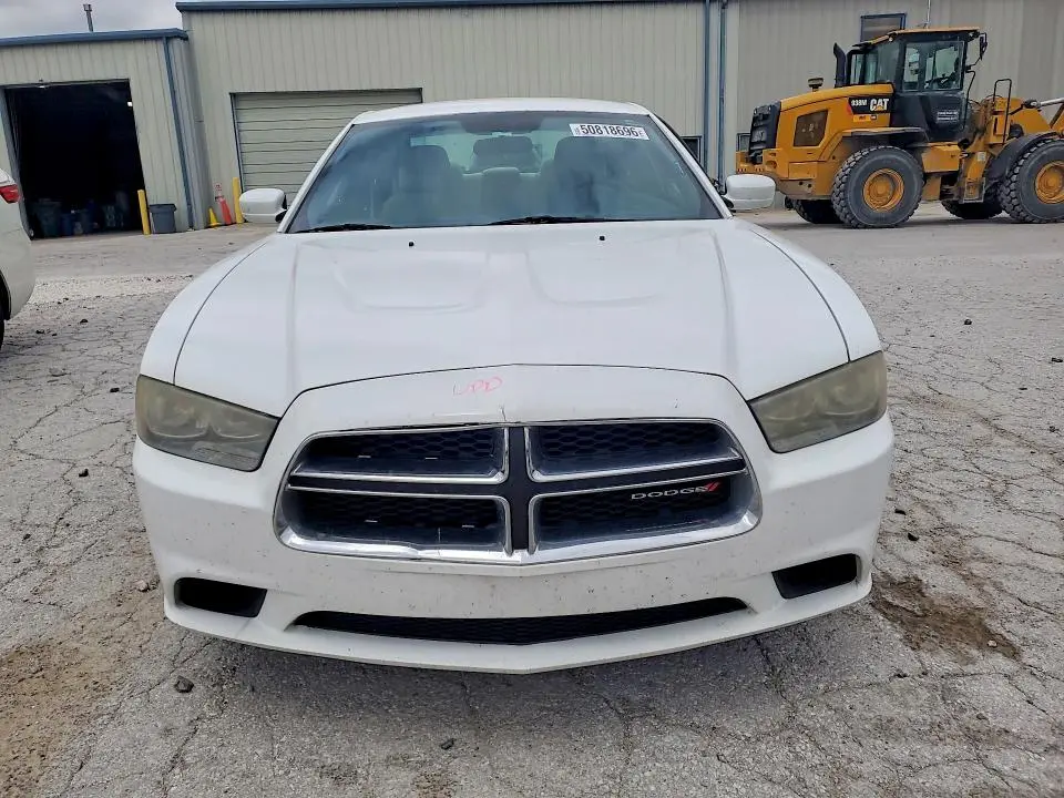 2014 DODGE CHARGER SE  