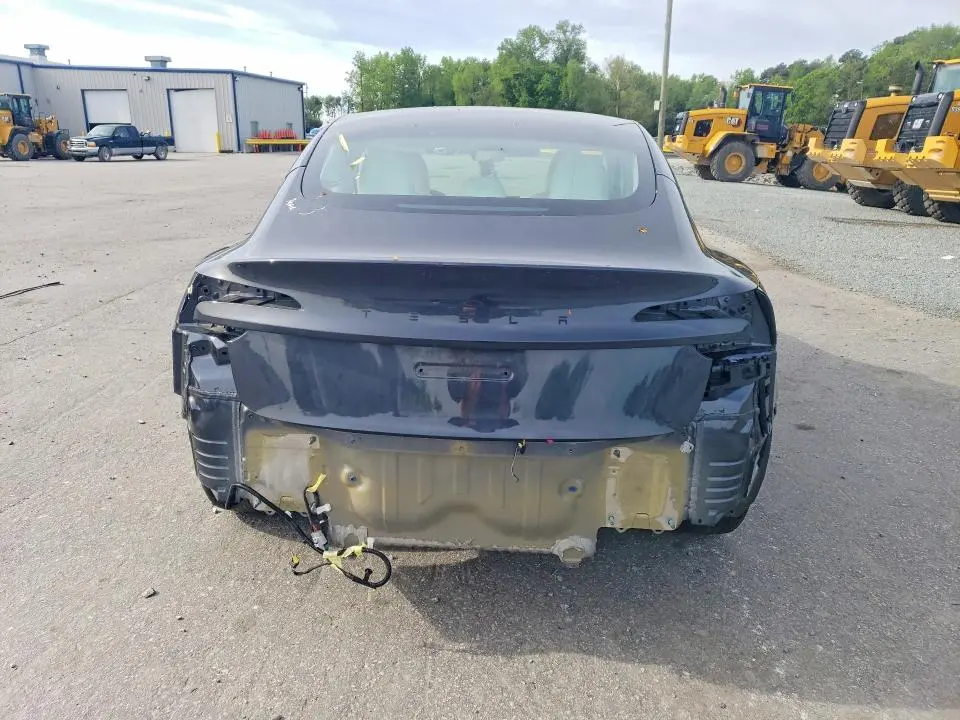 2026 TESLA MODEL 3   