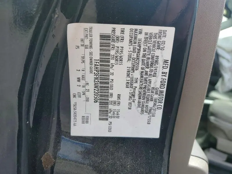 2010 FORD FOCUS SE  