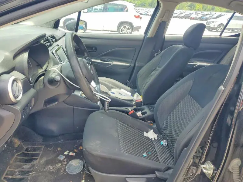 2020 NISSAN VERSA S  