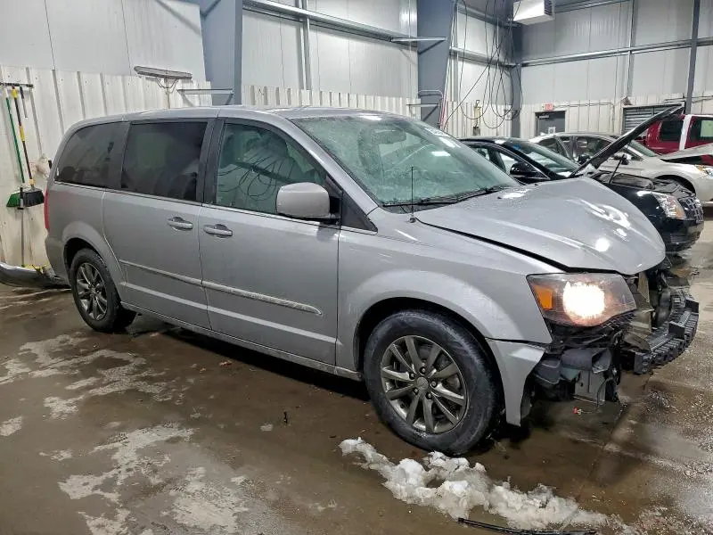2015 CHRYSLER TOWN & COUNTRY S  