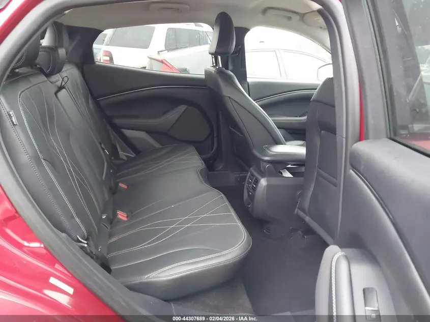 2022 FORD MUSTANG MACH-E SELECT