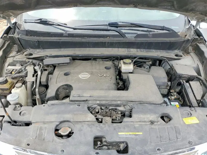 2013 NISSAN PATHFINDER S  