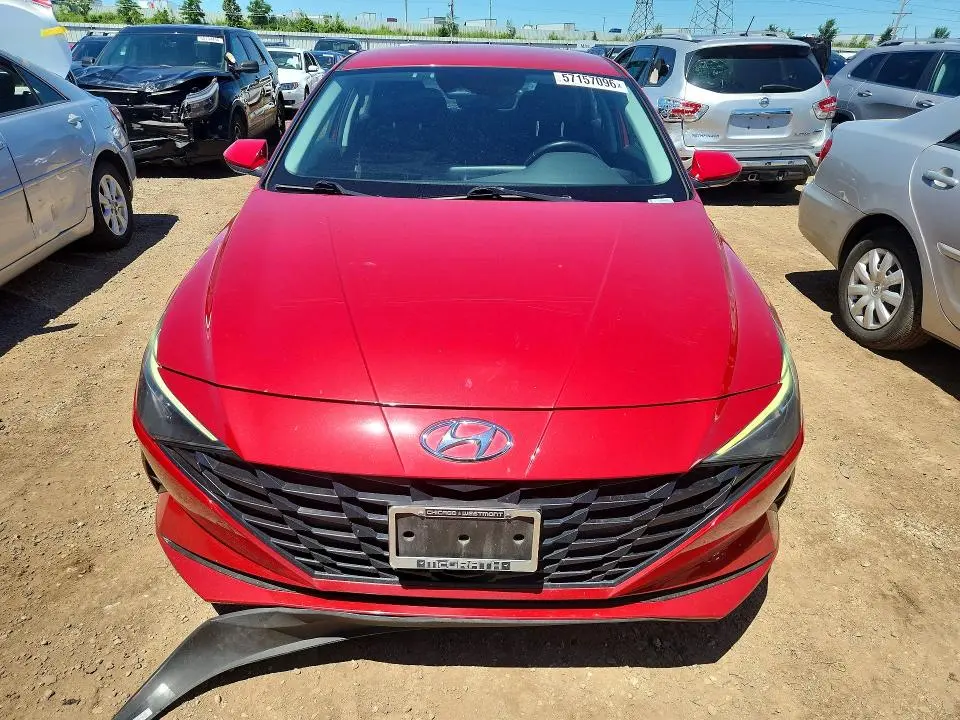2023 HYUNDAI ELANTRA SEL  