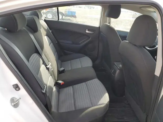 2015 KIA FORTE LX  