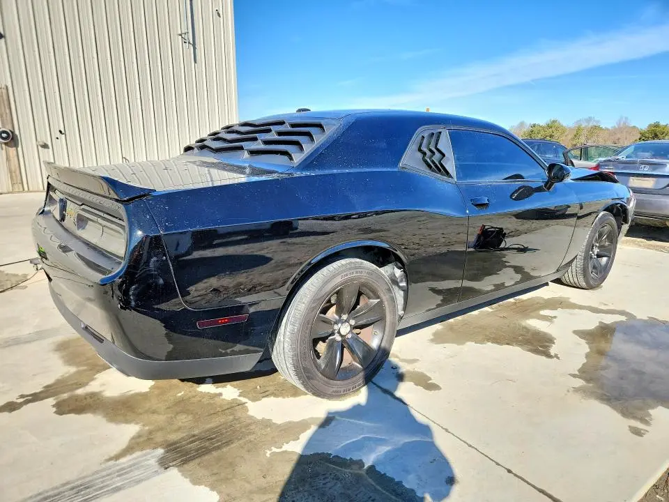 2019 DODGE CHALLENGER SXT  